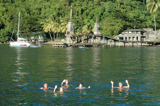 14a-Julefeiring
 Hero