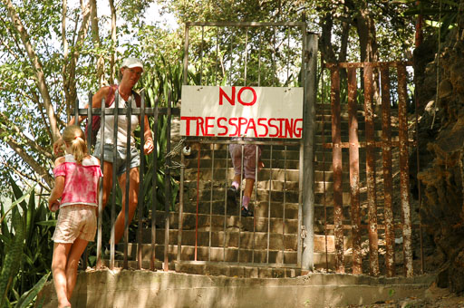 16-Trinidad
 Hero