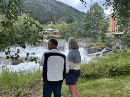 09-Nygardsbreen
 Hero