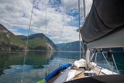 07-Ardal til Vettis
 Hero